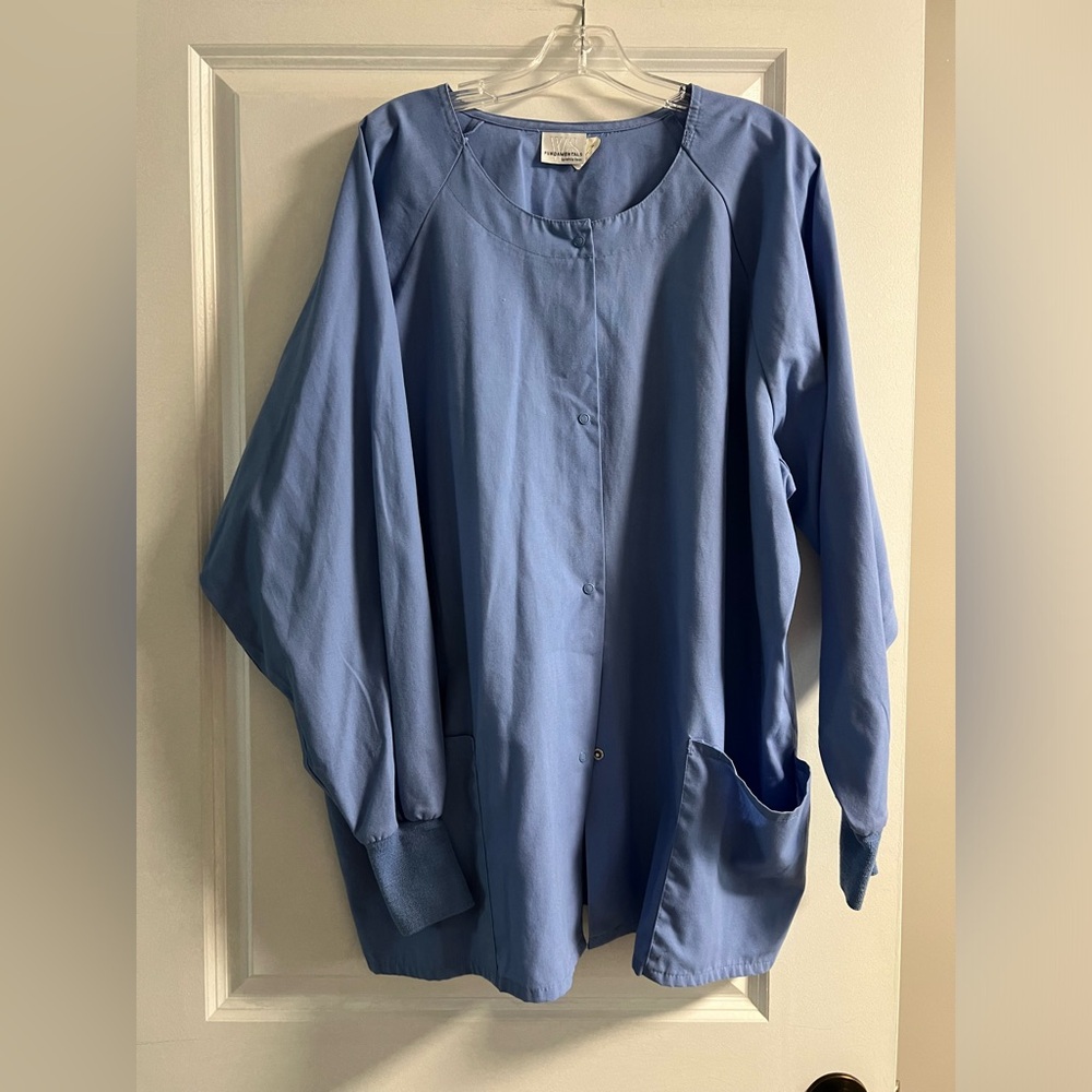 White Swan Fundamentals Women’s Scrub Jacket - navy